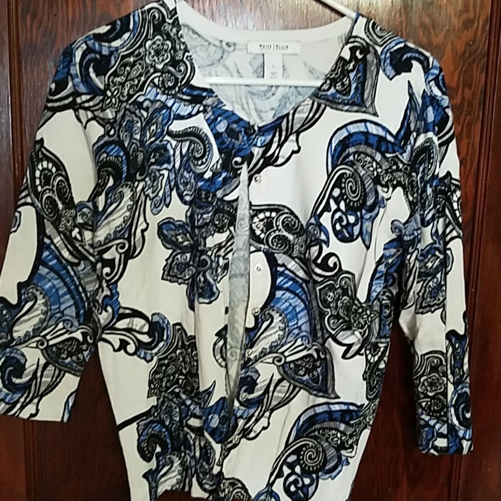 Three-quarter sleeve snap cardigan